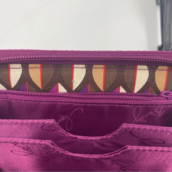 Vera Bradley Zip Wristlet Accordion Wallet - Picture 4 of 5